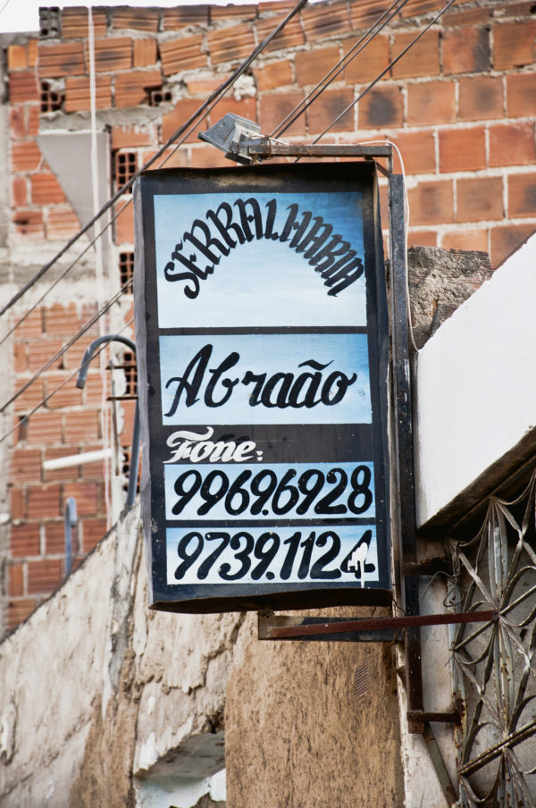 Shop front sign, Salgado, Caruaru-PE [2013].